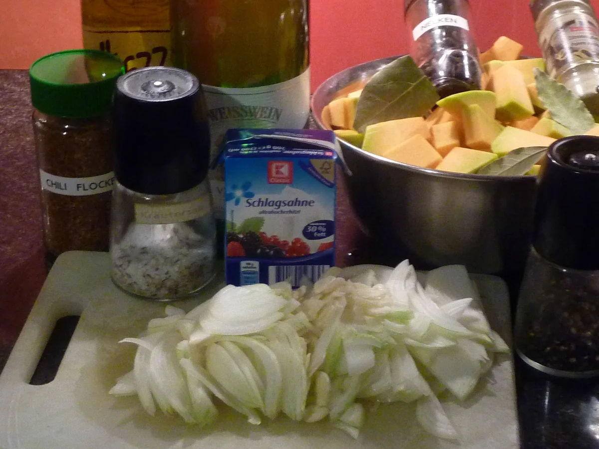 Kürbis Suppe mit Meeresfrüchte - Rezept - Bild Nr. 1371