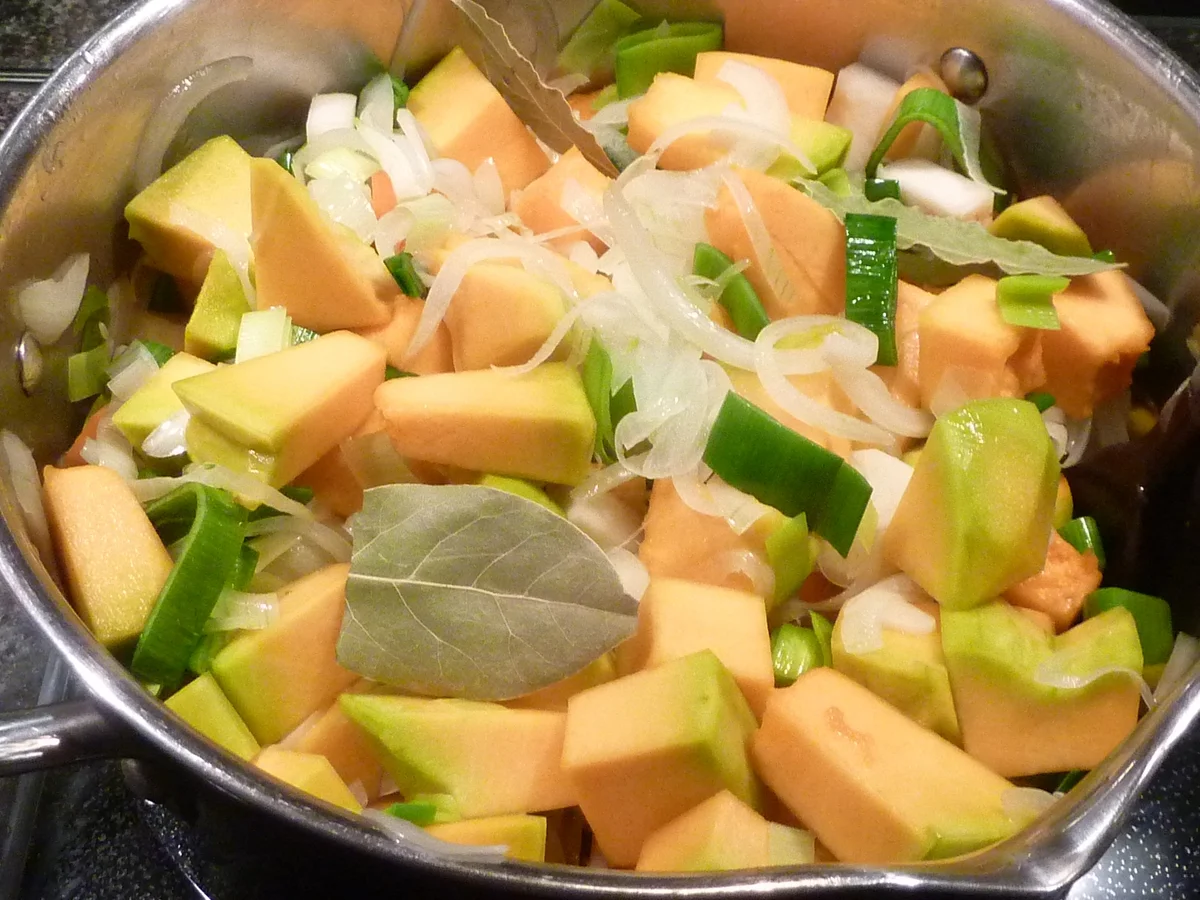 Kürbis Suppe mit Meeresfrüchte - Rezept - Bild Nr. 1376