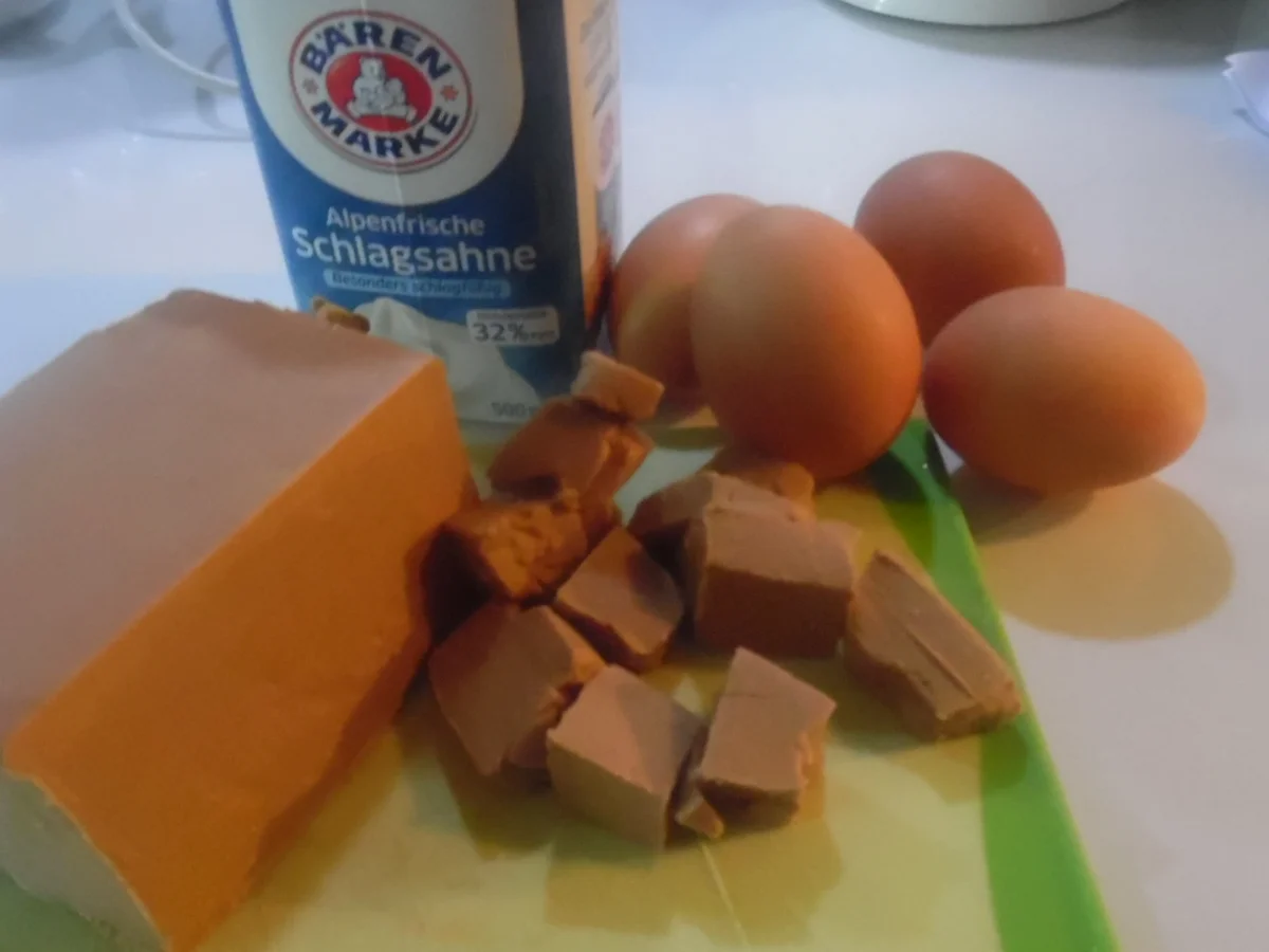 Christmas-Cinnamon-Poke-Cake - Rezept - Bild Nr. 1382