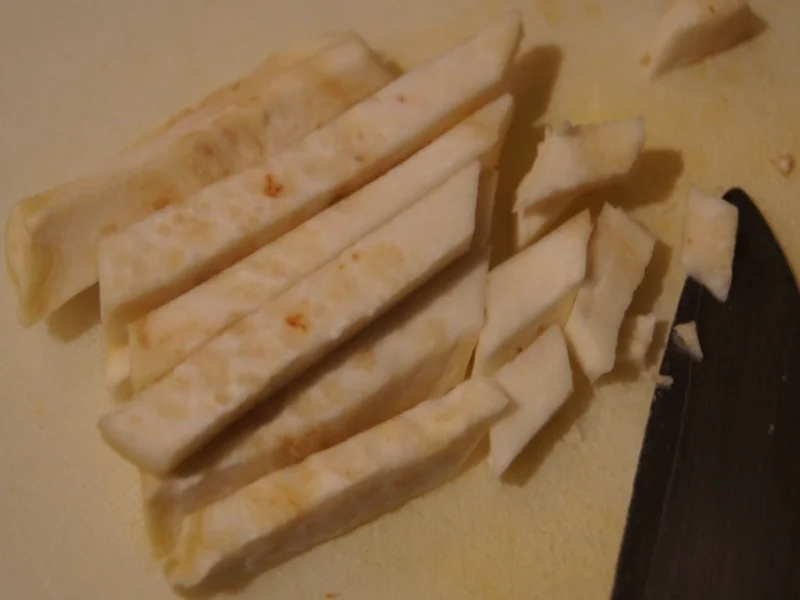 Hühnersuppe mit Gemüse und Eierstich asiatisch gewürzt - Rezept - Bild Nr. 1411