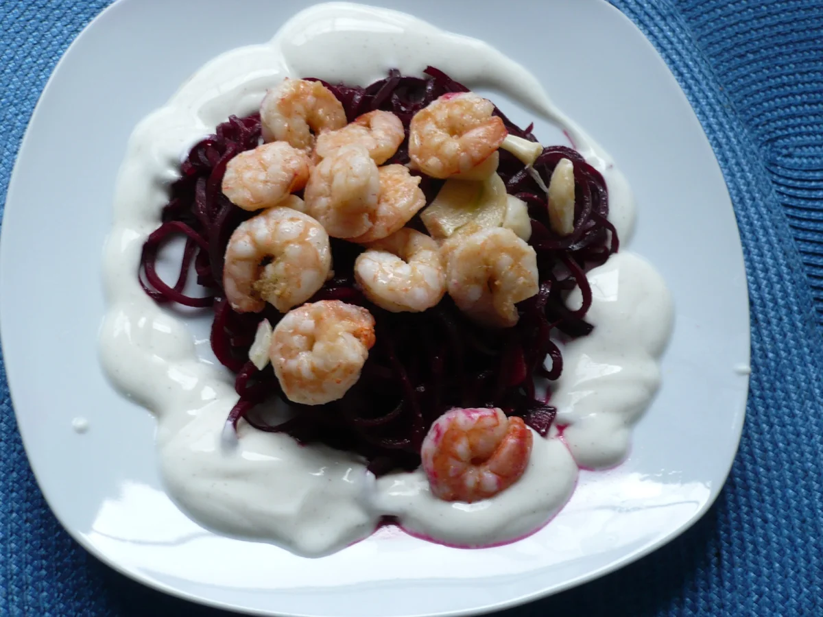 Rote - Bete - Spaghetti mit Shrimps - Rezept