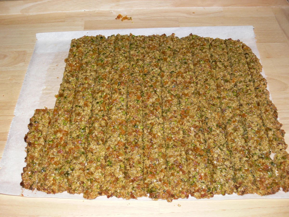 Rezept: Plätzchen: Aprikosenstangen Bild Nr. 1414 Plätzchen: Aprikosenstangen - Rezept - Bild Nr. 1414