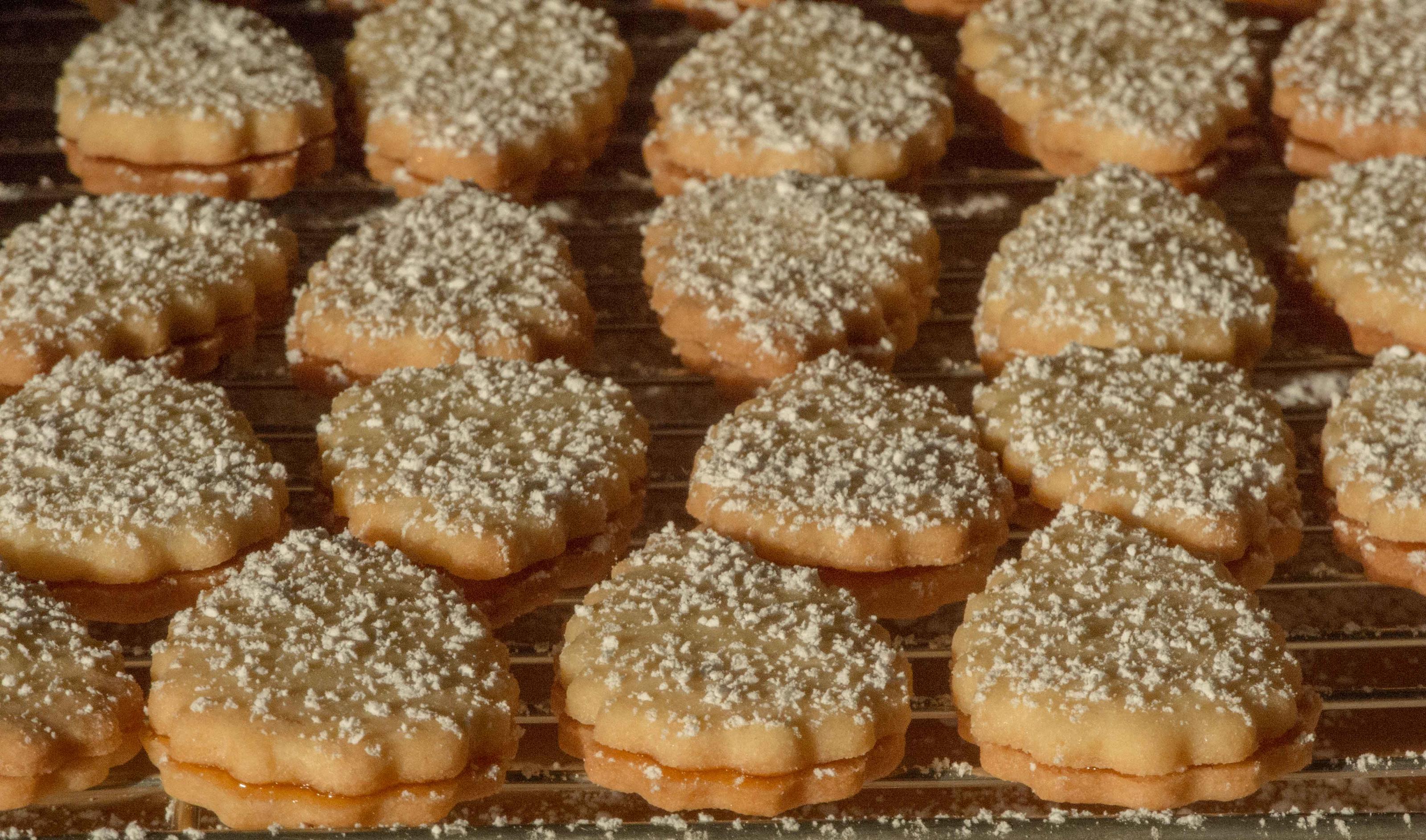 Bilder für Plätzchen: Aprikosenblätter - Rezept