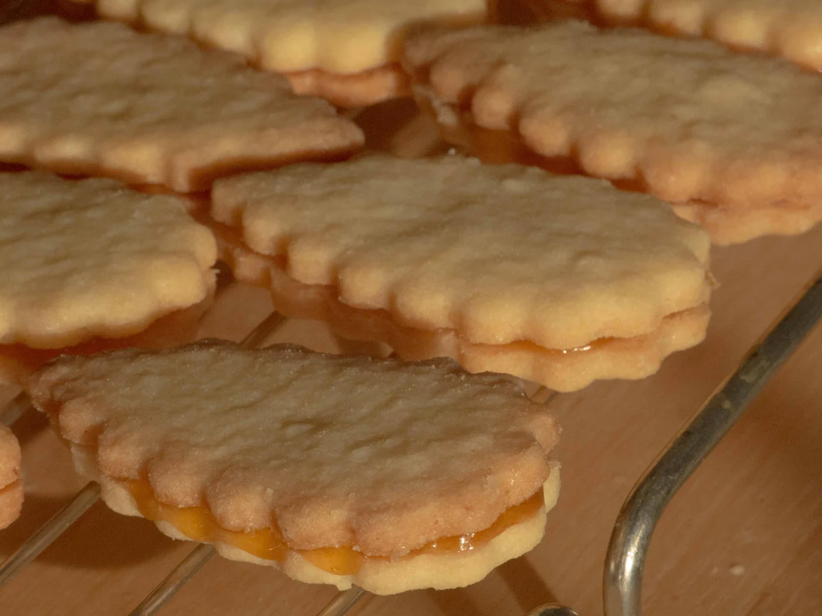 Plätzchen: Aprikosenblätter - Rezept - Bild Nr. 1413