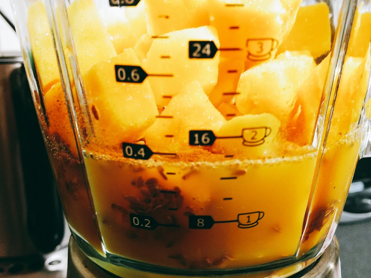 Rezept: BiNe` S ROTE BETE - MANGO - ANANAS - SMOOTHIE Bild Nr. 3 BiNe` S ROTE BETE - MANGO - ANANAS - SMOOTHIE - Rezept - Bild Nr. 3