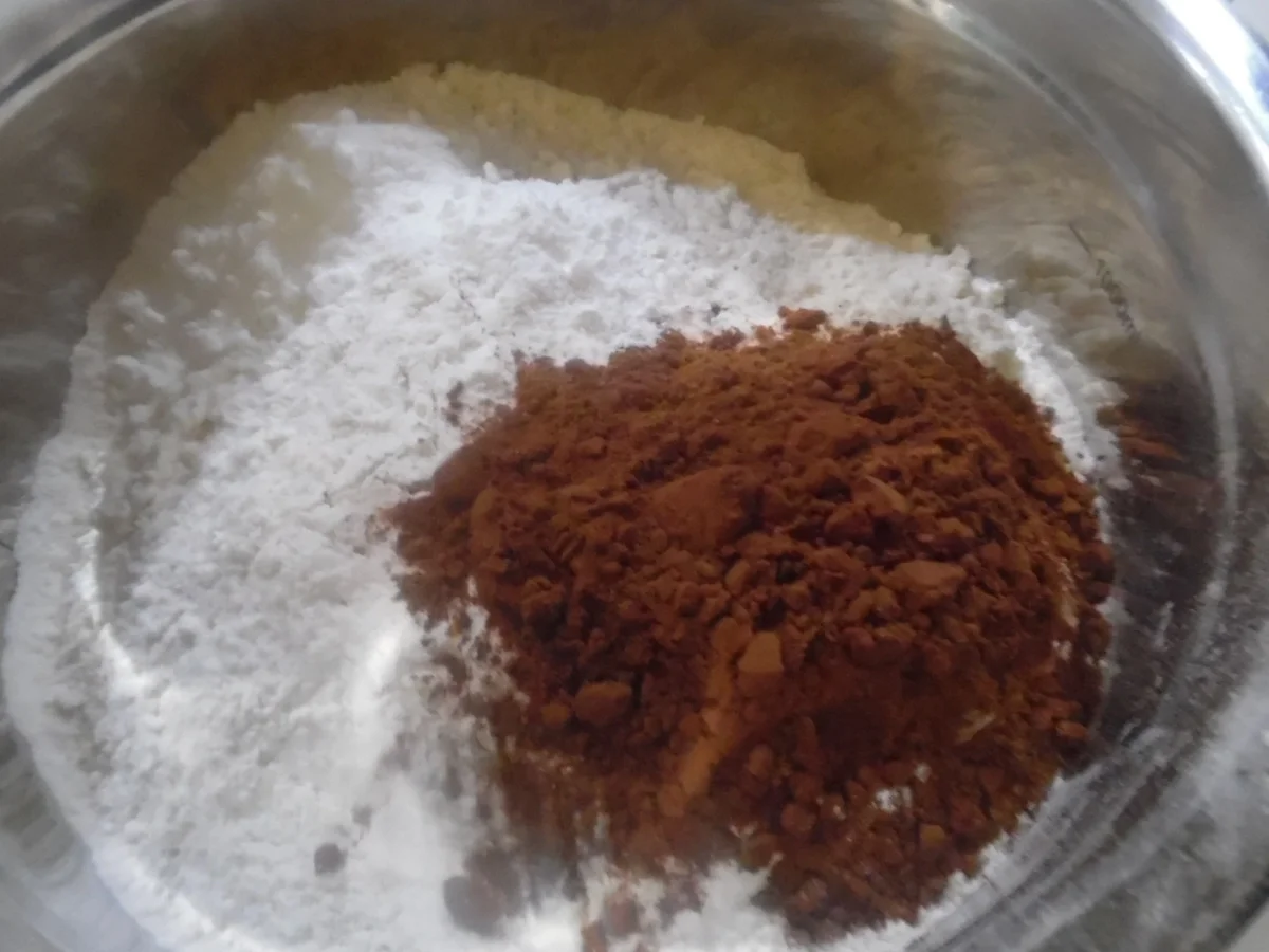 Glühwein-Gugelhupf - Rezept - Bild Nr. 12