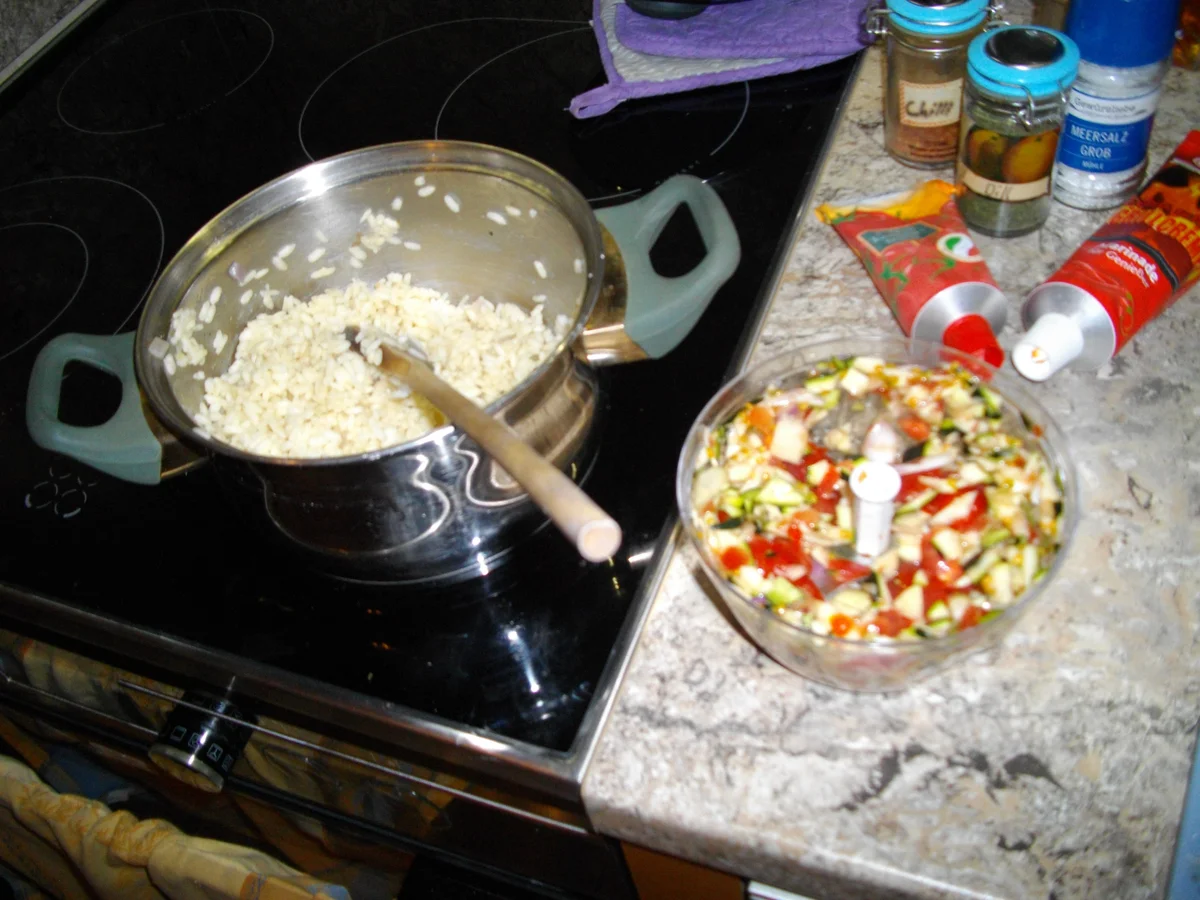 Thunfischspieße mit Risotto in Spitzpaprika - Rezept - Bild Nr. 5