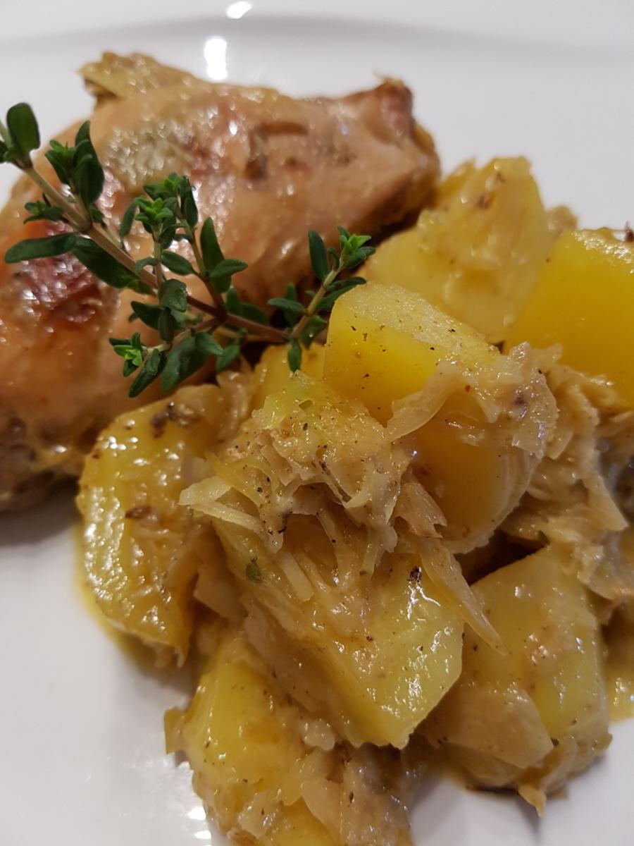 Bilder für Fleisch / Kaninchen = Kaninchen im Weisskohlkartoffelbett à la Biggi - Rezept