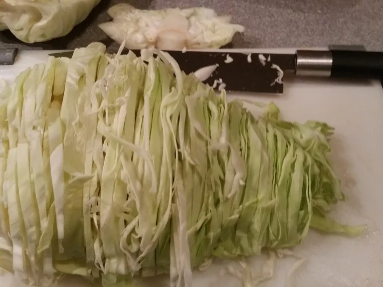 Spitzkohlgemüse mit Schinkenbraten - Rezept - Bild Nr. 2