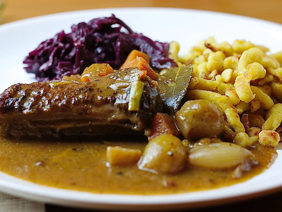 Rezept: Reh-Kotelette am Stück geschmort Bild Nr. 4 Reh-Kotelette am Stück geschmort - Rezept - Bild Nr. 4