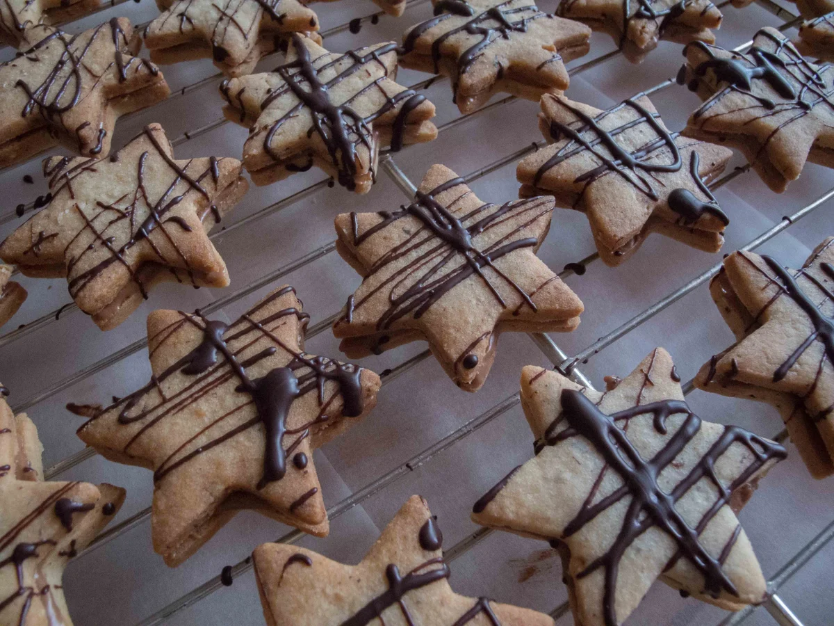 Plätzchen: Nougat-Sterne - Rezept - Bild Nr. 3