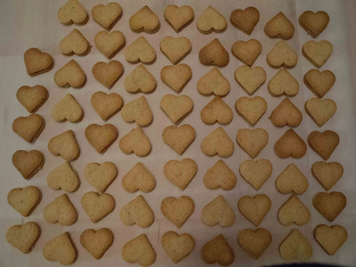 Plätzchen: Walnuss-Herzen - Rezept - Bild Nr. 2