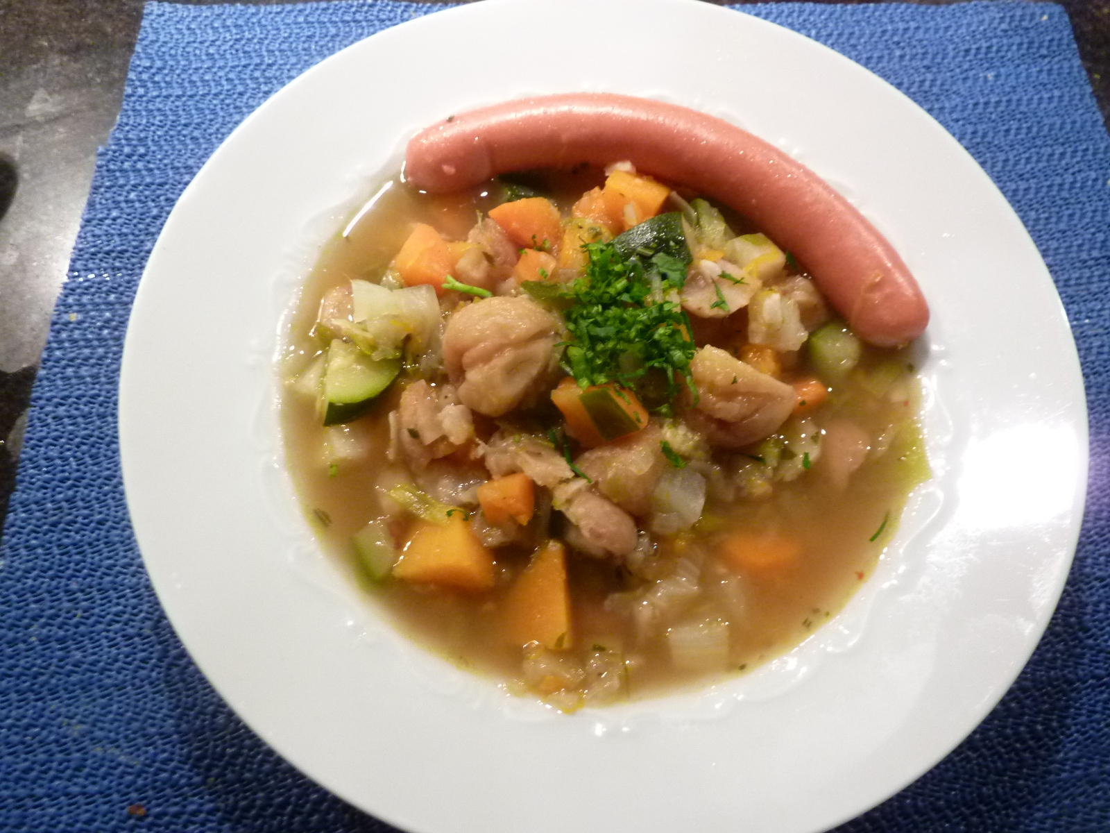 Bilder für Gemüse-Kürbis-Kastanie Suppe - Rezept