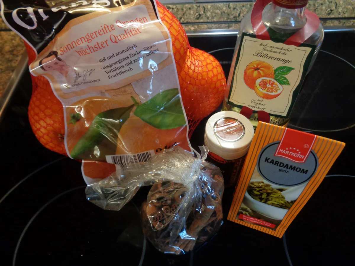 Rezept: Weihnachtliche Orangen - Konfitüre mit Schwips ... Bild Nr. 2 Weihnachtliche Orangen - Konfitüre mit Schwips ... - Rezept - Bild Nr. 2