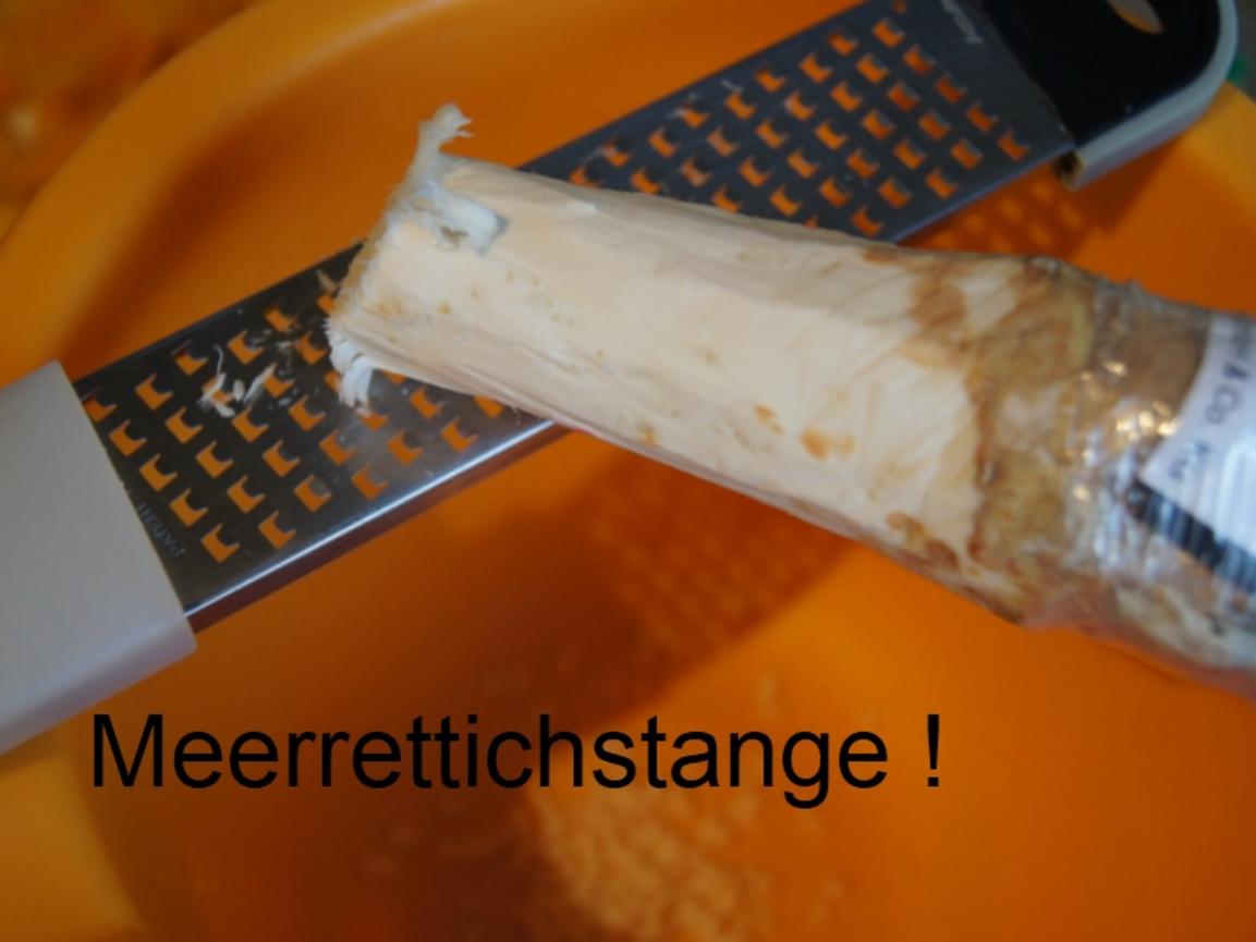 Rote Bete Puffer mit Räucherlachs und Jogurt Meerrettich Creme ...
