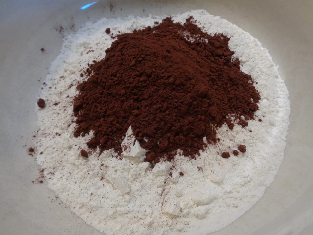 Kleine Schokoladen - Schmand - Torte - Rezept - Bild Nr. 1433