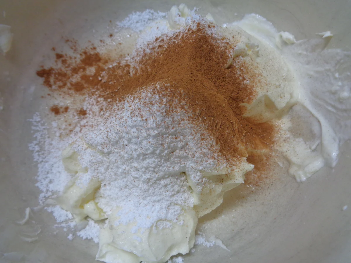 Kleine Schokoladen - Schmand - Torte - Rezept - Bild Nr. 1437