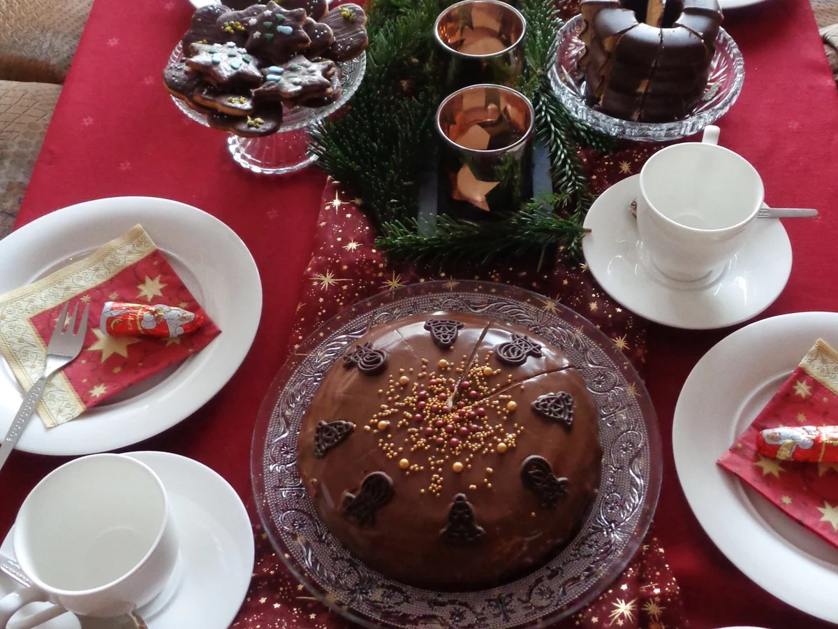 Kleine Schokoladen - Schmand - Torte - Rezept - Bild Nr. 1444