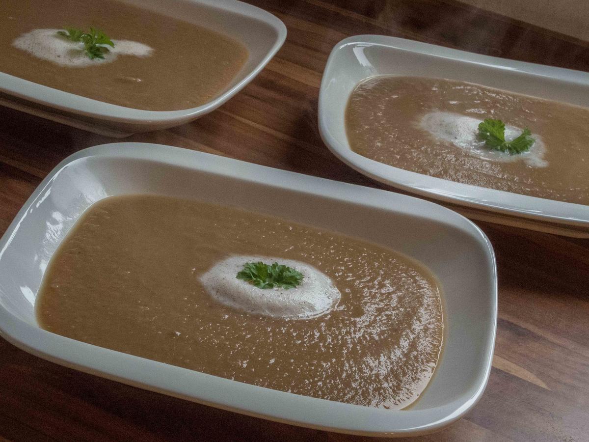 Suppenküche: Maronensuppe mit Zimtschaum - Rezept