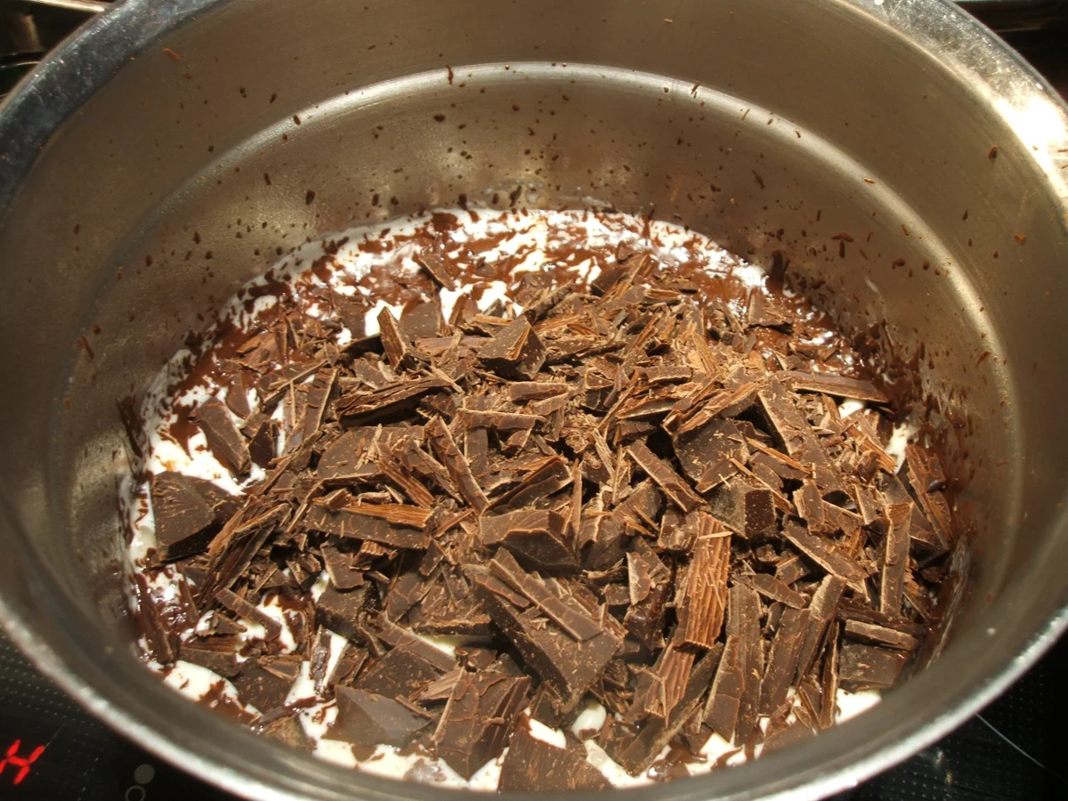 Rezept: Pralinen: Rumkugeln Bild Nr. 3 Pralinen: Rumkugeln - Rezept - Bild Nr. 3