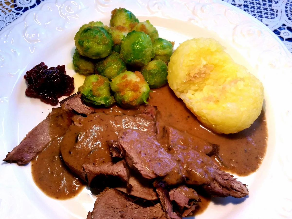 Rezept: Rehkeule zum Fest Bild Nr. 10 Rehkeule zum Fest - Rezept - Bild Nr. 10