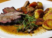 Ochsenbäckchen vom Smoker! Auch für Kugelgrill oder Backofen! :-) - Rezept