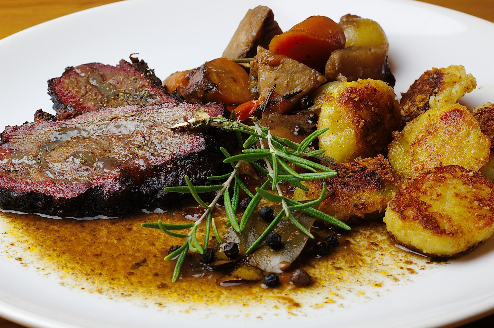 Rinderbäckchen vom Smoker! Auch für Kugelgrill oder Backofen! :-) -
Rezept Von Einsendungen sTinsche