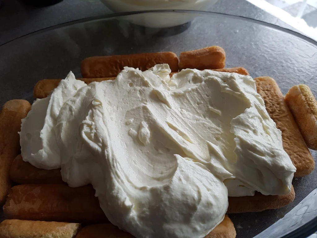 Rezept: Schichtdessert ein "Beeren Tiramisu" à la Biggi Bild Nr. 6 Schichtdessert ein "Beeren Tiramisu" à la Biggi - Rezept - Bild Nr. 6