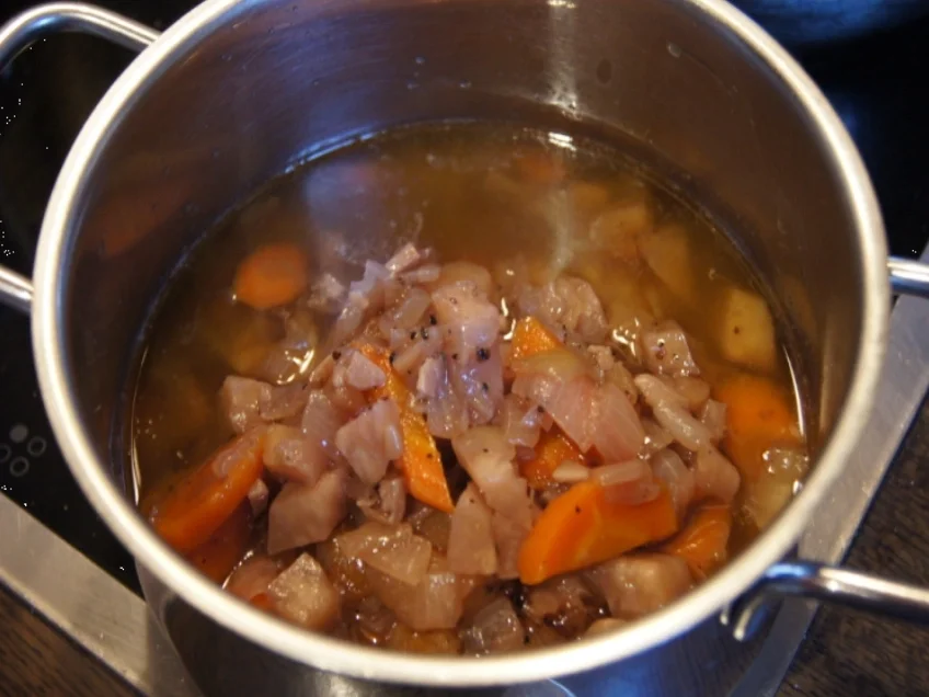 Gänsekeule mit Sauce, Rotkohl und halbseidene Knödel - Rezept - Bild Nr. 17