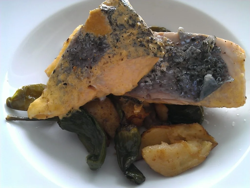 Rezept: Fisch / Lachs = ein "Ganzer" Lachs mit Zitronenbuttersosse à la Biggi Bild Nr. 12 Fisch / Lachs = ein "Ganzer" Lachs mit Zitronenbuttersosse à la Biggi - Rezept - Bild Nr. 12