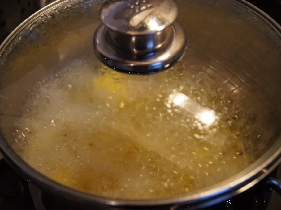 Rezept: Halbseidene Knödel II Bild Nr. 2 Halbseidene Knödel II - Rezept - Bild Nr. 2