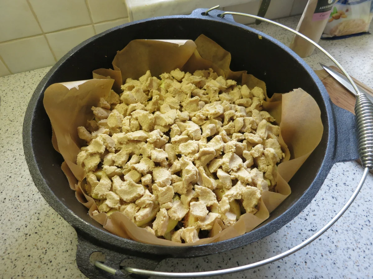 Rezept: Apfelkuchen aus dem DutchOven Bild Nr. 1475 Apfelkuchen aus dem DutchOven - Rezept - Bild Nr. 1475