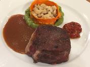 Färse im Fettmantel gereift, Kräuterseitling, Karotte, Kartoffel, Petersilie - Rezept
