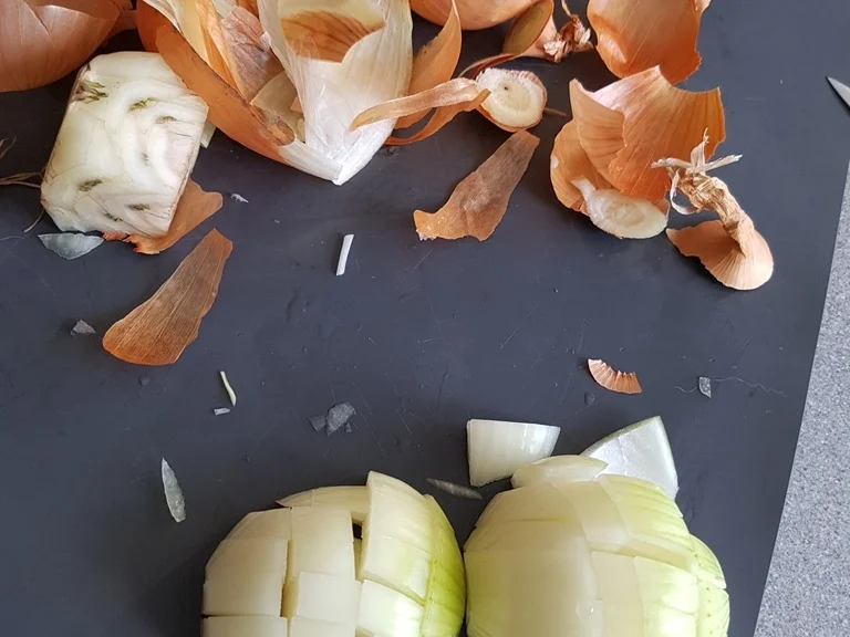 Zwiebelfleisch als Gulasch à la Biggi - Rezept - Bild Nr. 2