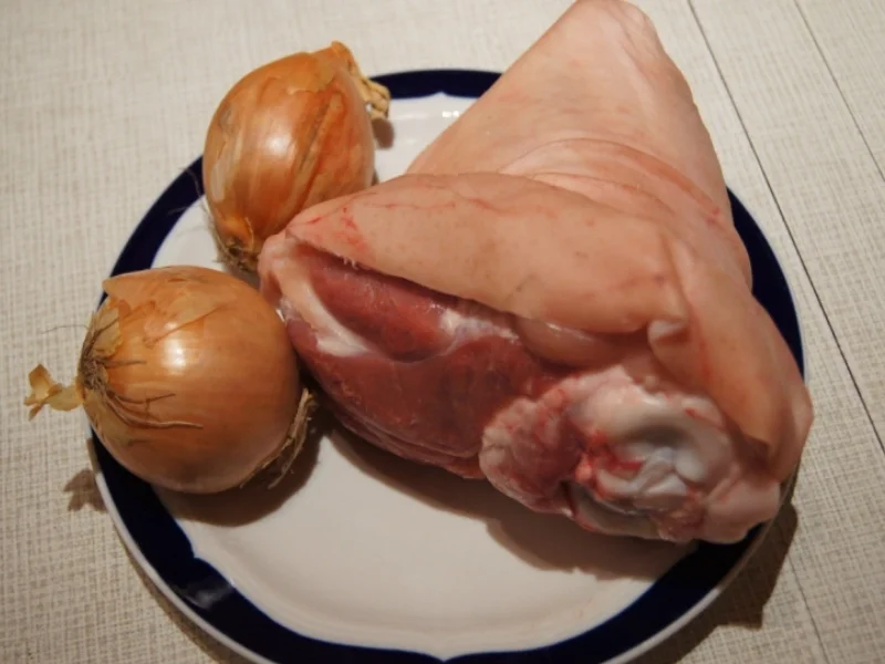 Rezept: Eisbein mit Grünkohl und Drillingen Bild Nr. 2 Eisbein mit Grünkohl und Drillingen - Rezept - Bild Nr. 2