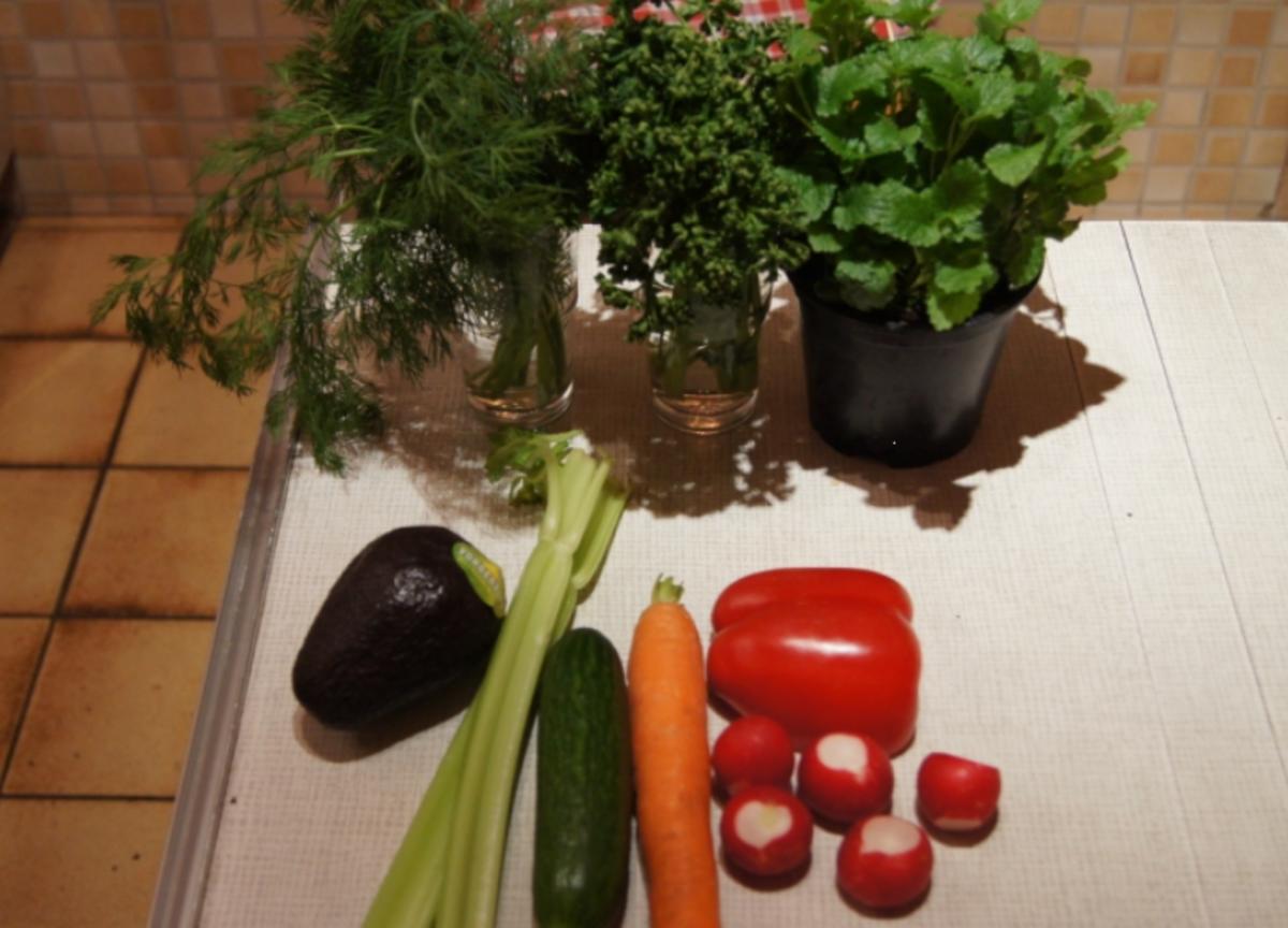 Gemüsesticks mit pikanten Avocado-Dip - Rezept - Bild Nr. 2