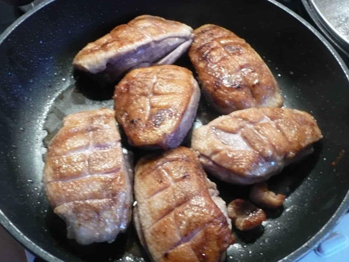 Entenbrust karamellisiert mit Pflaumensoße - Rezept - Bild Nr. 1494