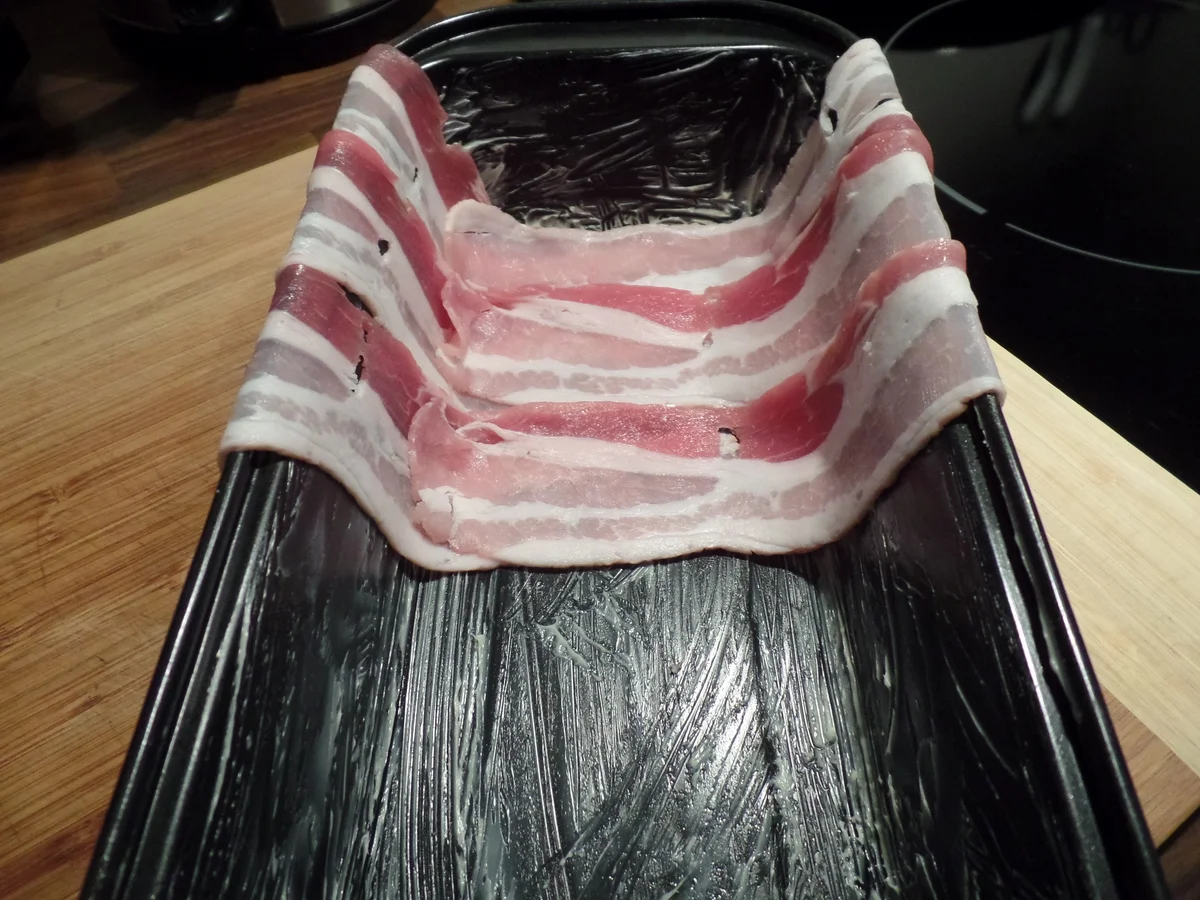 Rezept: Kartoffel-Speck-Kuchen mit Apfelkompott Bild Nr. 1513 Kartoffel-Speck-Kuchen mit Apfelkompott - Rezept - Bild Nr. 1513