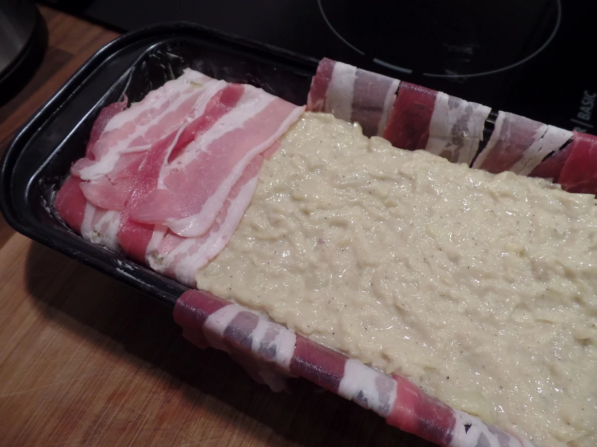 Rezept: Kartoffel-Speck-Kuchen mit Apfelkompott Bild Nr. 1516 Kartoffel-Speck-Kuchen mit Apfelkompott - Rezept - Bild Nr. 1516