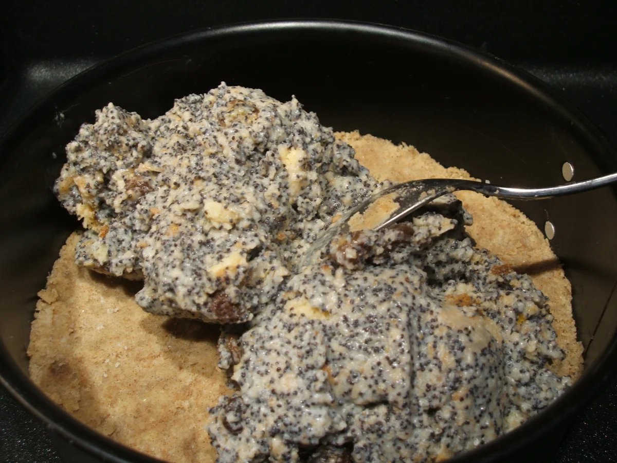 Rezept: Backen: Mohnkuchen-Zwerg von Barbaras restlichen "Mohkließla" Bild Nr. 1524 Backen: Mohnkuchen-Zwerg von Barbaras restlichen "Mohkließla" - Rezept - Bild Nr. 1524