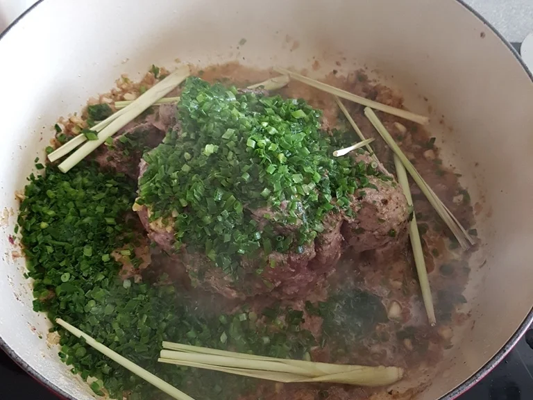 Ziege bzw. Zicklein als Gulasch mit Princessbohnen und Kloss à la Biggi - Rezept - Bild Nr. 1537