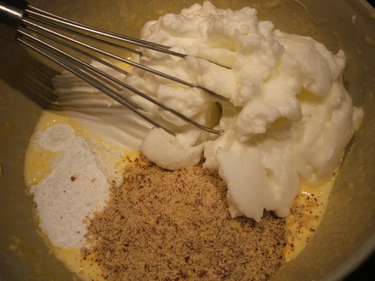 Backen: Amaretto-Rolle - Rezept - Bild Nr. 1550