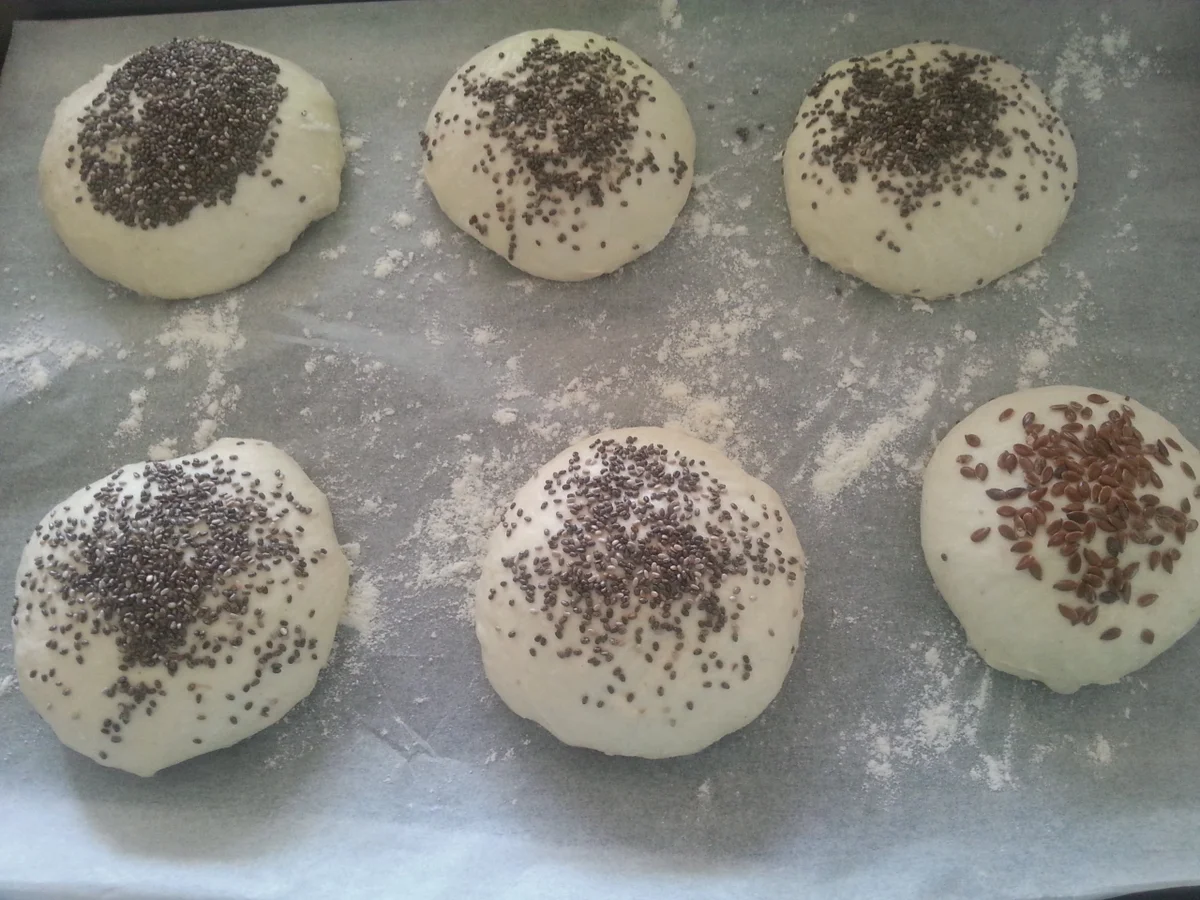 Rezept: Frische Brötchen / Weckerln Bild Nr. 1548 Frische Brötchen / Weckerln - Rezept - Bild Nr. 1548