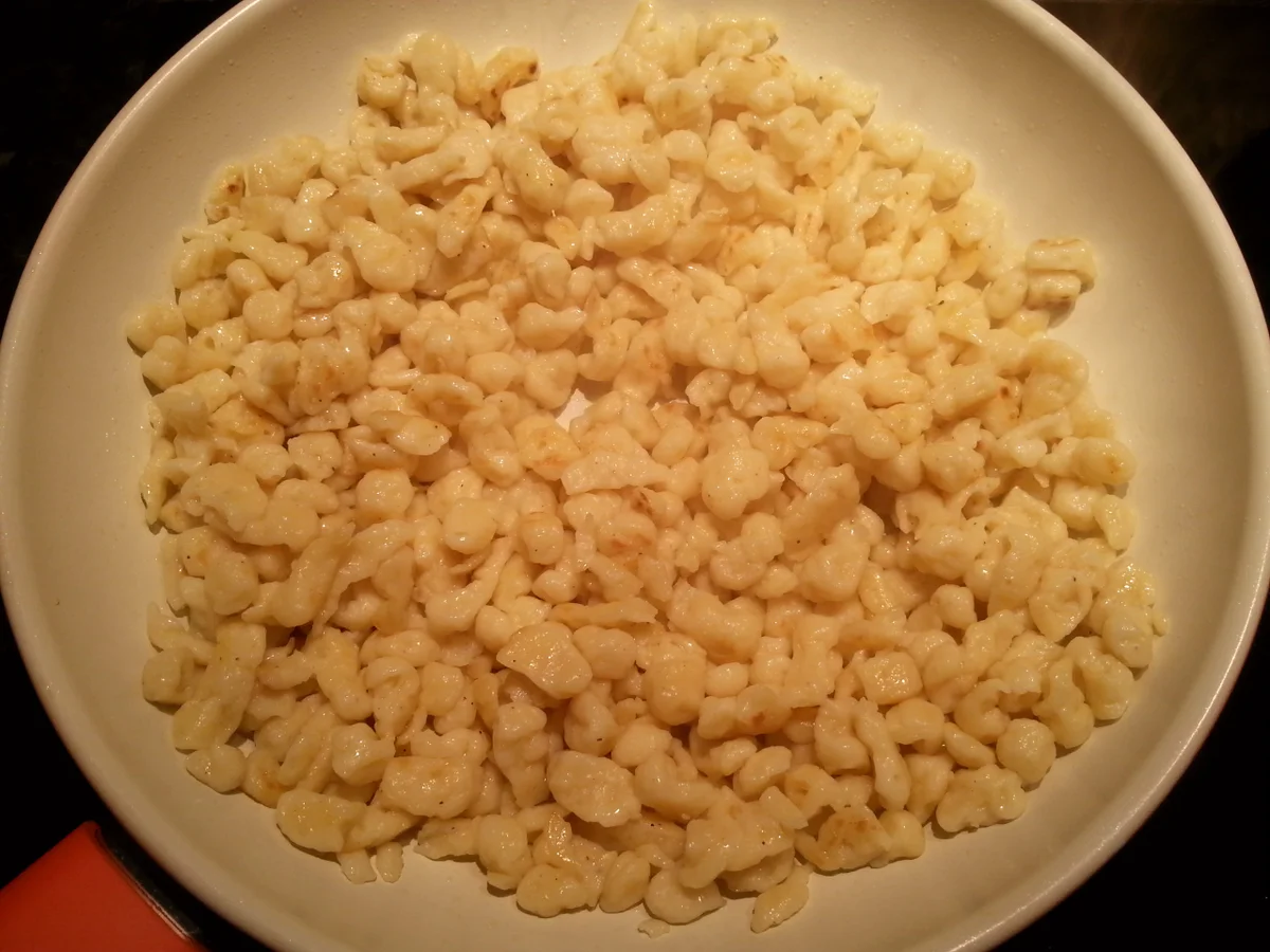 Spätzle / Knöpfle Grundteig (für 2 - 3 Personen) - Rezept - Bild Nr. 1578