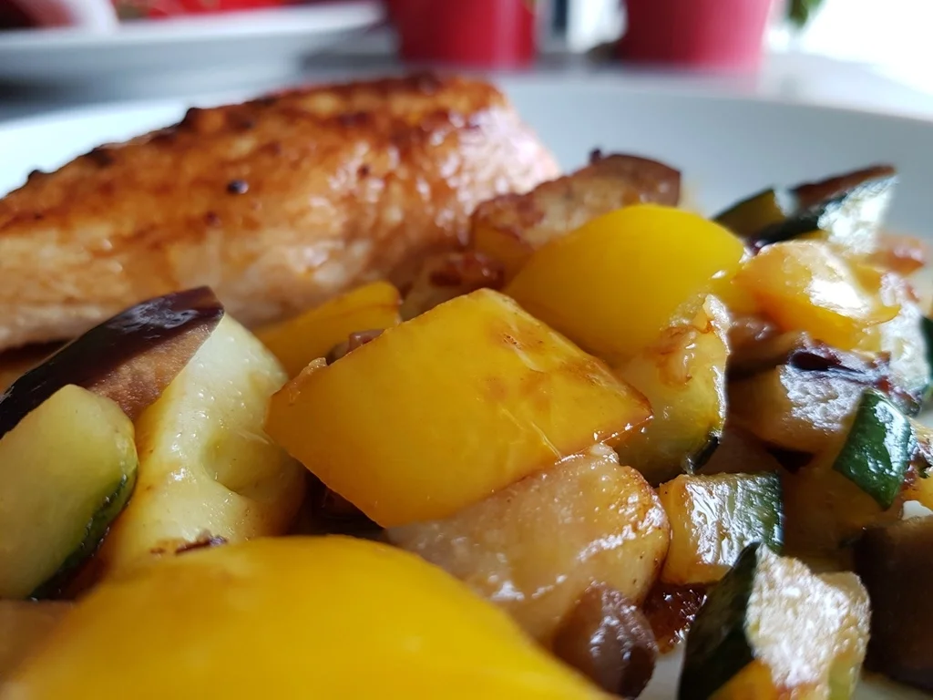 Hähnchenbrustfilet mit Mixgemüse  à la Biggi - Rezept - Bild Nr. 1587