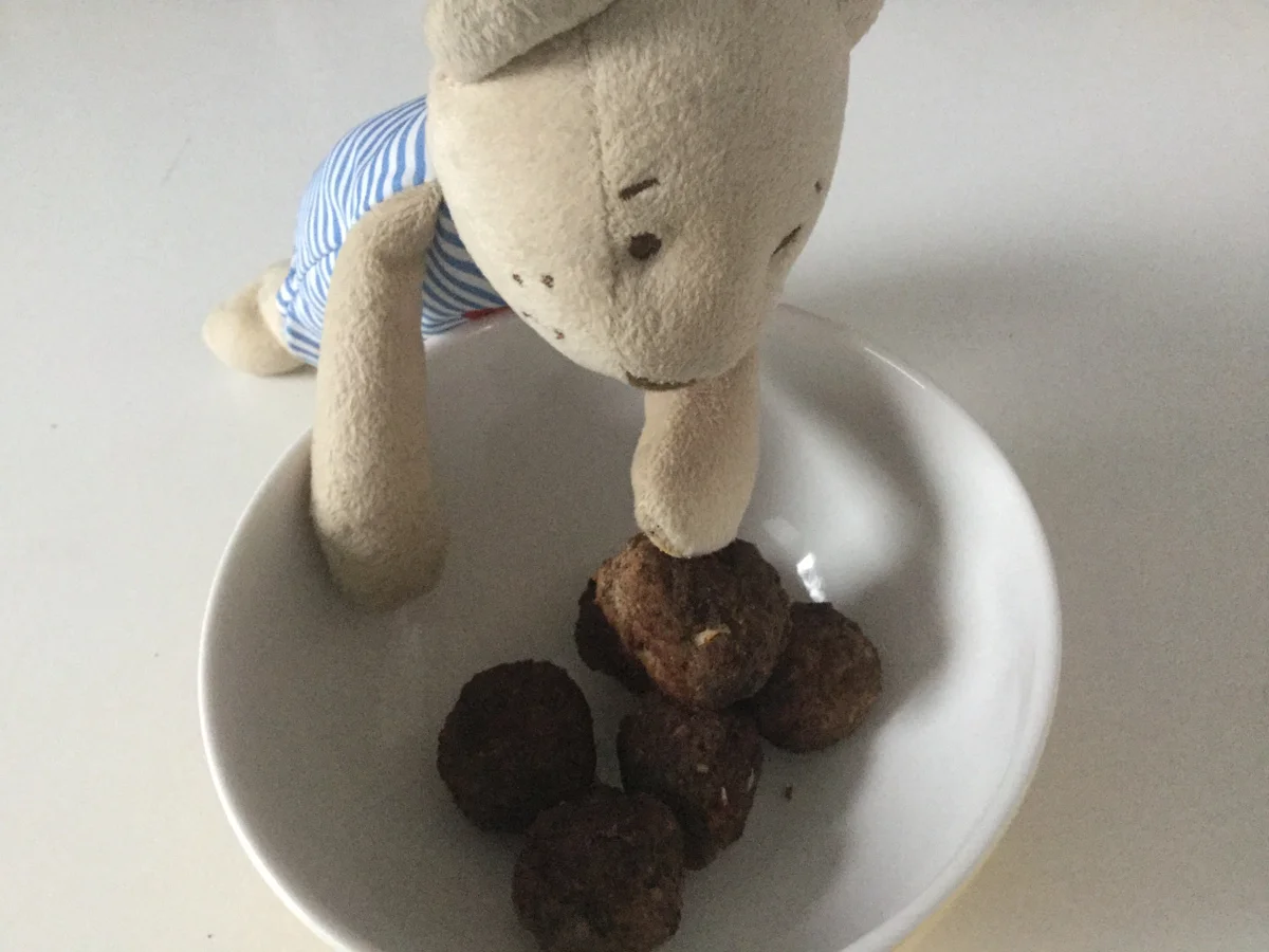 Hackbällchen in Champignon-Rahmsoße a la Ari - Rezept - Bild Nr. 1584