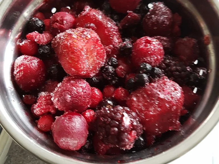 Schnelle Puddingtorte mit Passionsfruchtdeckel - Rezept - Bild Nr. 1583