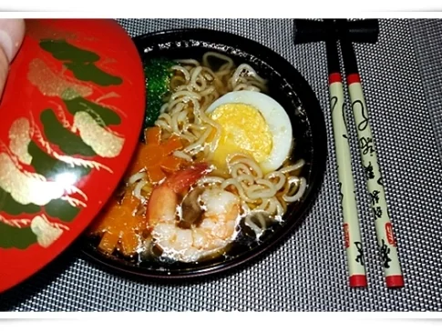 Rezept: Asiatische ➯ Nudelsuppe mit Garnelen Bild Nr. 1593 Asiatische ➯ Nudelsuppe mit Garnelen - Rezept - Bild Nr. 1593