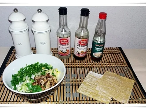 Chinesische  Dumplings (ړײ) mit würziger Füllung - Rezept - Bild Nr. 1584