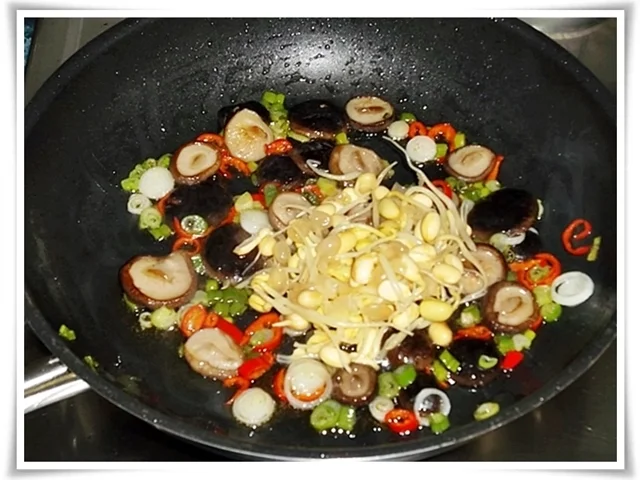 Nudelsuppe ➯ die Landesküche von Laos - Rezept - Bild Nr. 1590